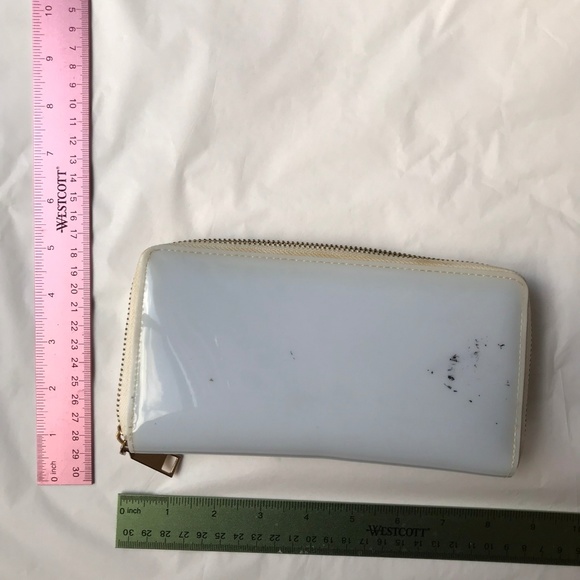 Plastic Wallet - Picture 2 of 4